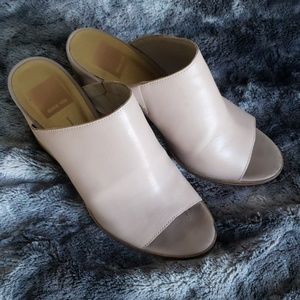 Open toe sandals